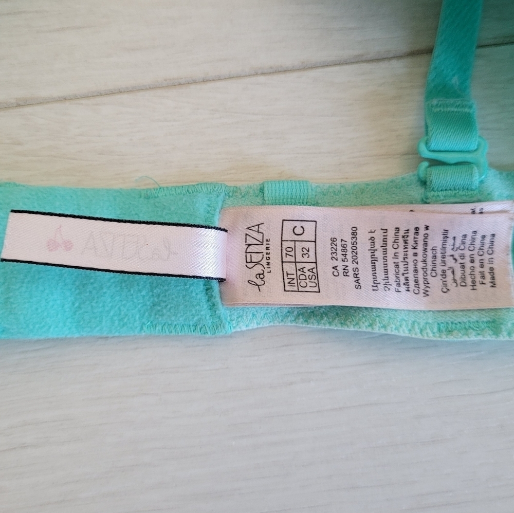 La  Senza Turquoise Padded Lace Pushup Bra - Picture 3 of 3